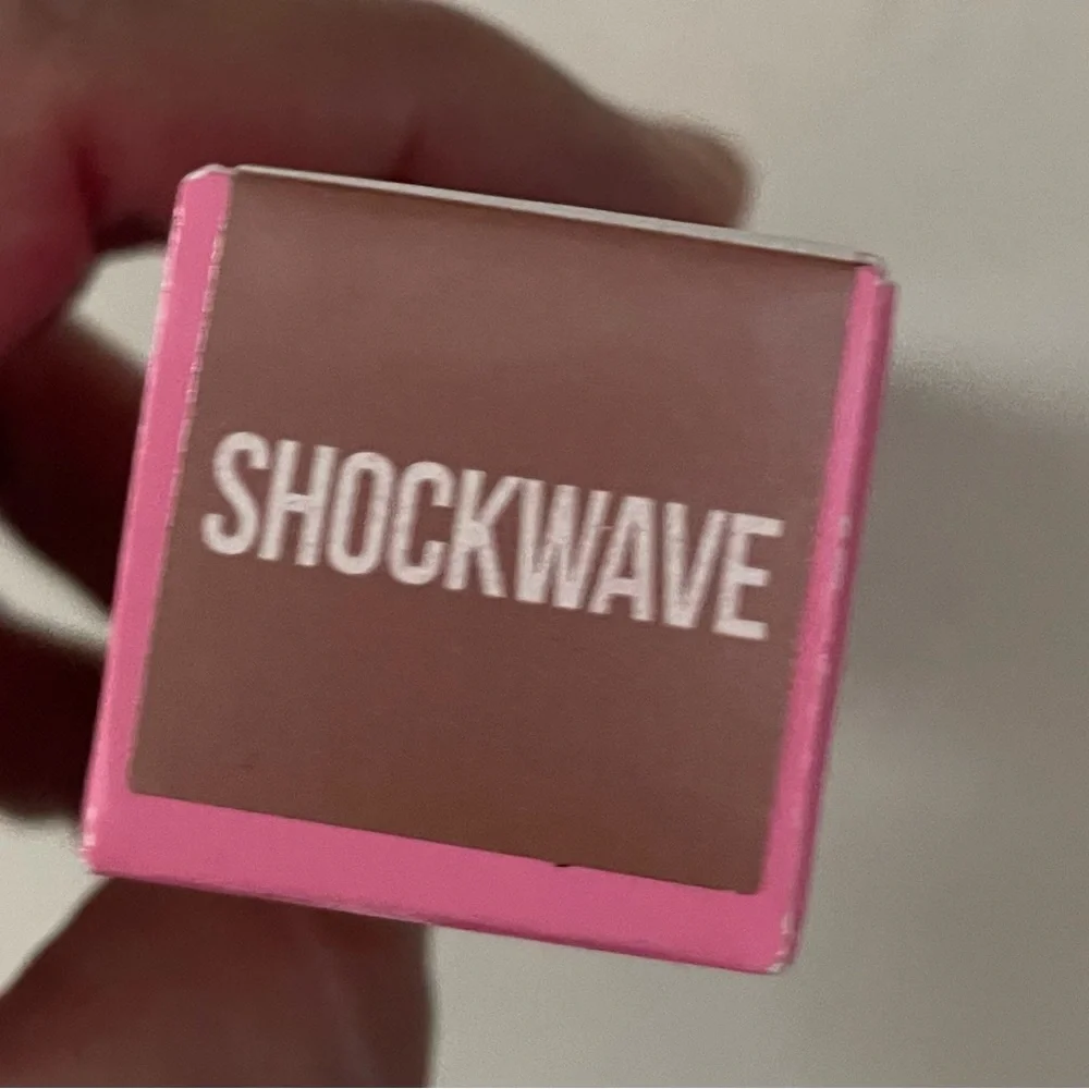 NIB Shockwave JEFFREE STAR COSMETICS The Gloss Shockwave